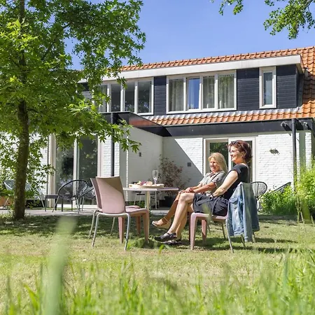 Hotel De Hazelaar 3*